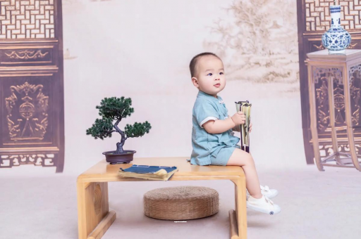 双鸭山宝宝掉头发是怎么回事