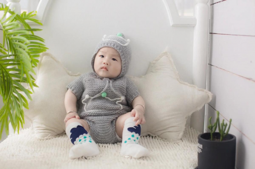 双鸭山宝宝几个月流口水